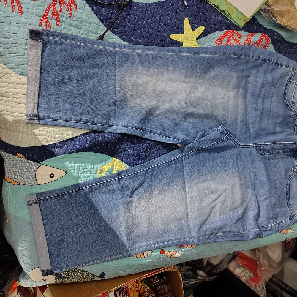 NYDJ Chloe Capri Jeans